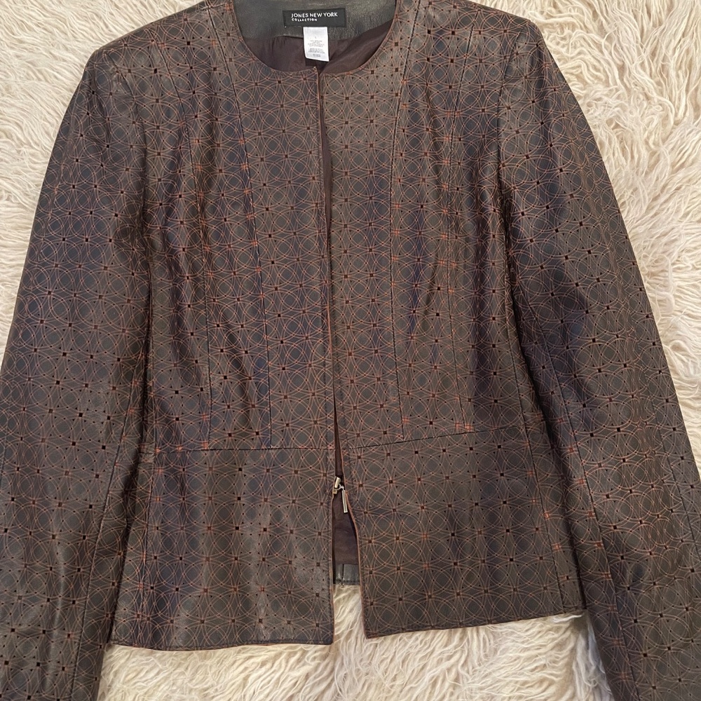 Jones New York Collection - Leather Blazer/Jacket - Fitted/Textured - Sz L